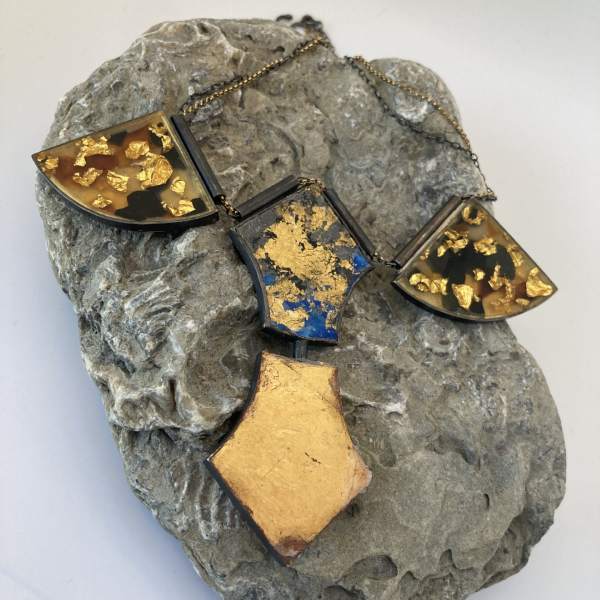 Necklace made of 4 parts, 2 ways of wearing. Sterling silver, beach plastic, gold leaf, resin